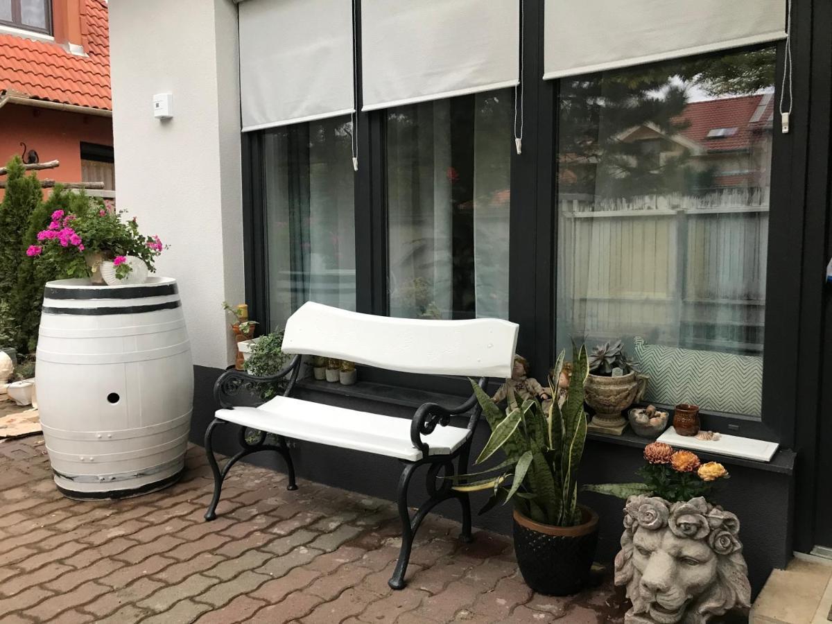 Greatforest Rosehill 2 Apartman -Bmw- Debrecen Ngoại thất bức ảnh