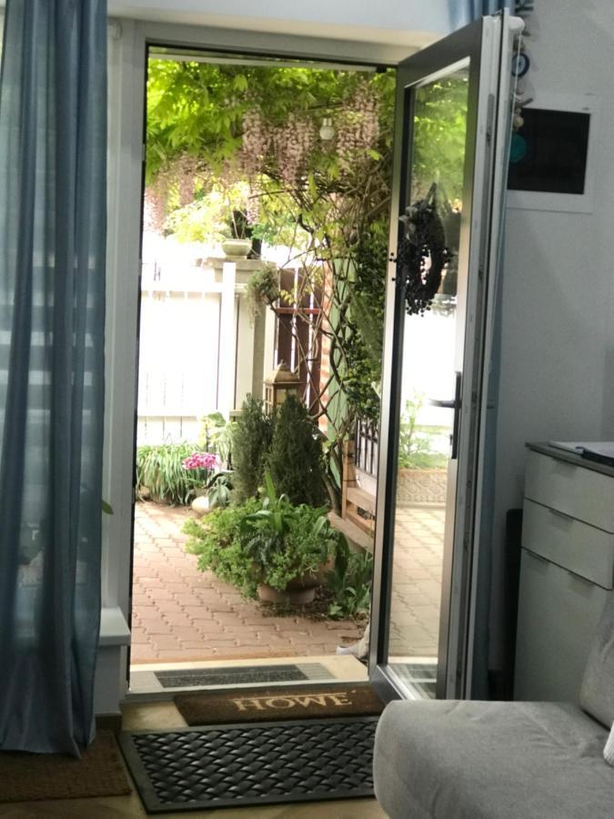 Greatforest Rosehill 2 Apartman -Bmw- Debrecen Ngoại thất bức ảnh